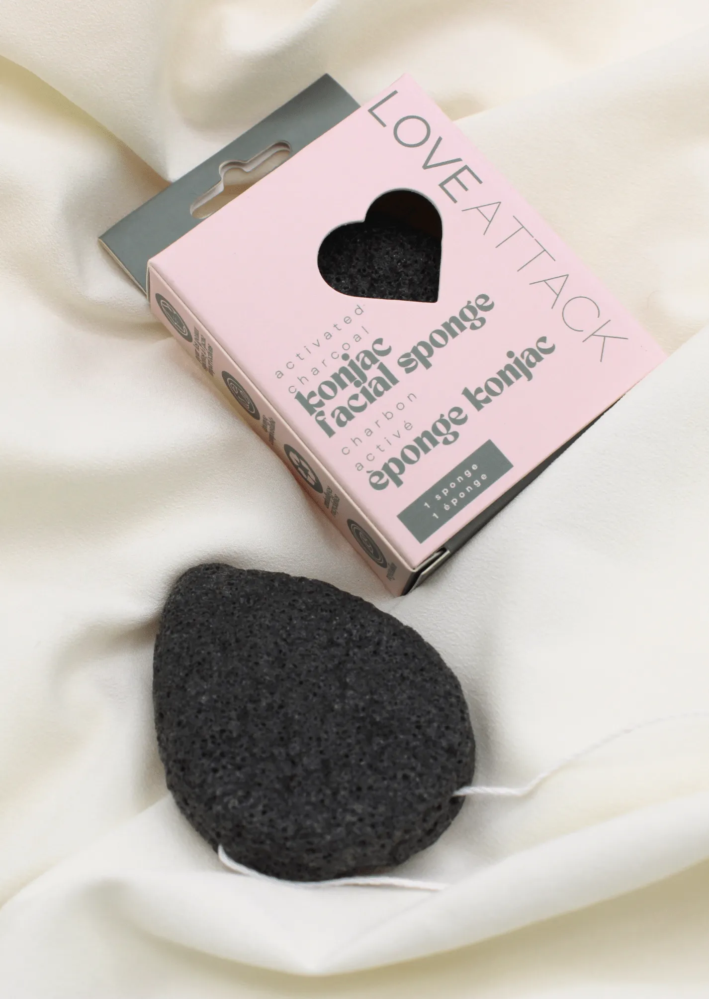 Activated Charcoal Konjac Facial Cleansing Sponge