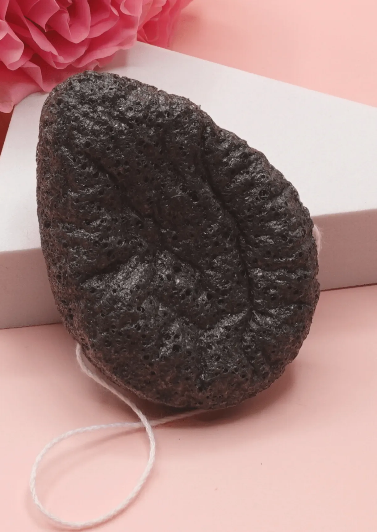 Activated Charcoal Konjac Facial Cleansing Sponge