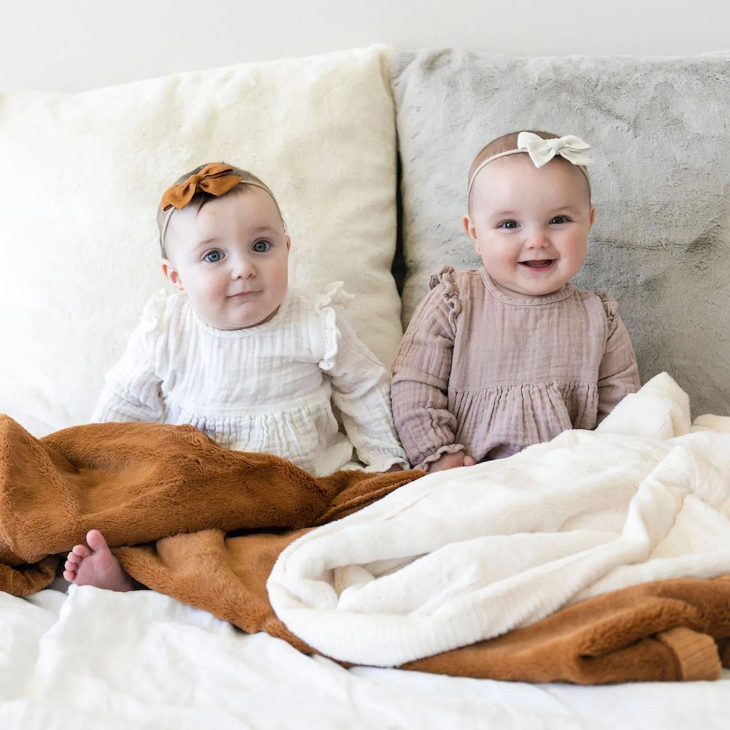 Saranoni Lush Receiving Blanket | Camel